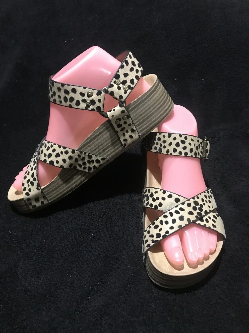 Blowfish 7.5M Womens LEOPARD Sandals Open Toe Platforms Fashion Ladies Shoes